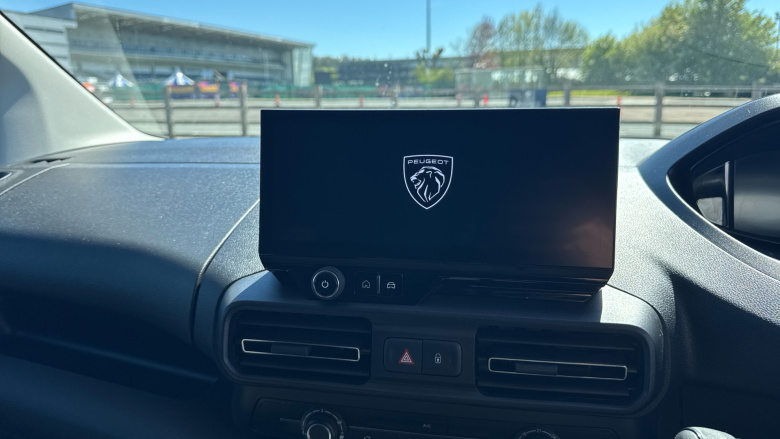 Peugeot Partner Standard Diesel 1.5 BlueHDi 100 Professional Van